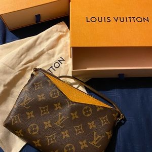 New with tags Louis Vuitton Pallas BB employee bag